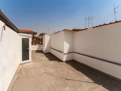 Via Serravalle, 42 - Catania
