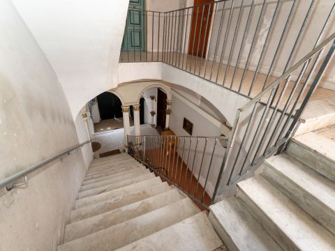 Via Serravalle, 42 - Catania