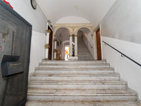 Via Serravalle, 42 - Catania