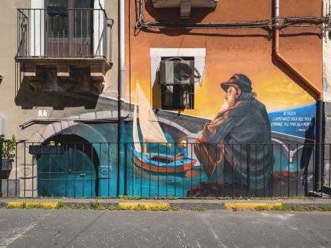 Via Serravalle, 42 - Catania