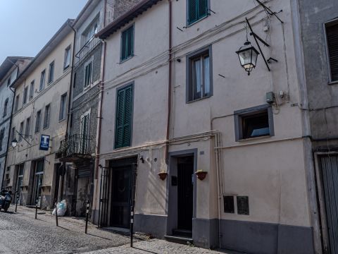 Via XV Maggio, 40 - Acquapendente