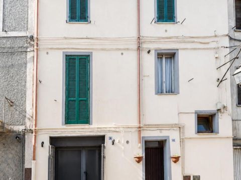 Via XV Maggio, 40 - Acquapendente