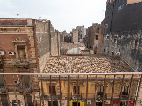 Via Caronda, 7 - Catania