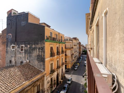Via Caronda, 7 - Catania