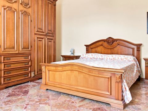 Via Raffaele Baldi, 68 - Cava De' Tirreni