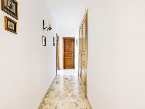 Via Raffaele Baldi, 68 - Cava De' Tirreni