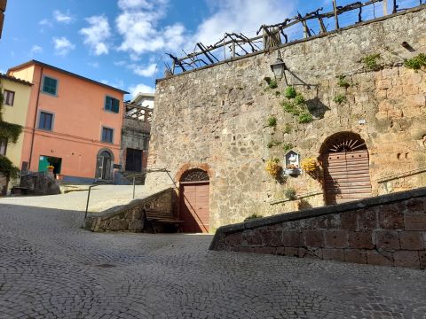 Via Papiro, 13 - Acquapendente