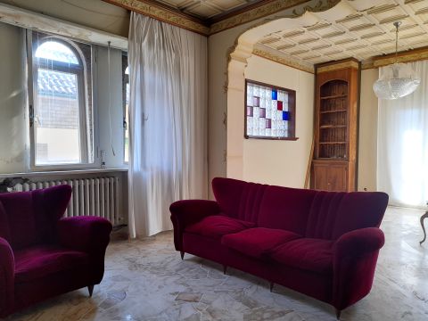 Via Vittorio Veneto, 9 - Acquapendente