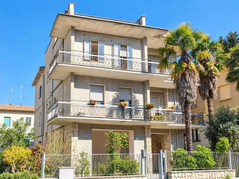 Via Vittorio Veneto, 9 - Acquapendente