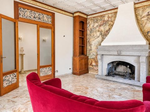 Via Vittorio Veneto, 9 - Acquapendente