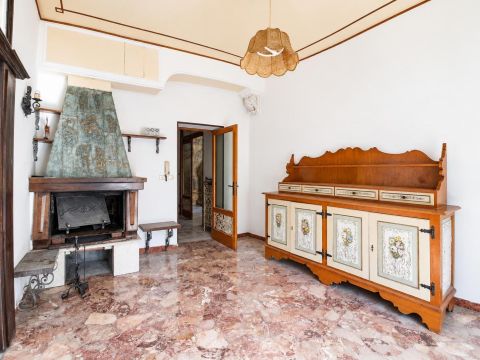 Via Vittorio Veneto, 9 - Acquapendente