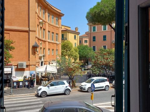Piazza Oderico da Pordenone, 1 - Roma