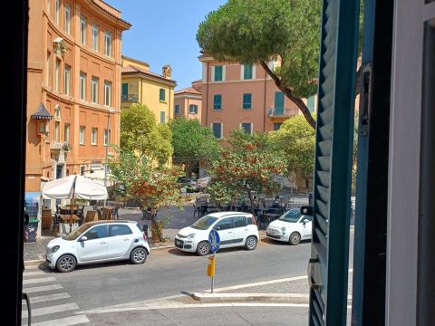 Piazza Oderico da Pordenone, 1 - Roma