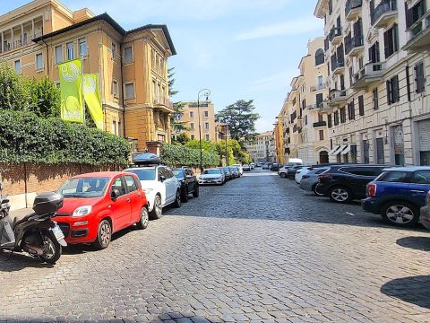 Via Savoia, 44 - Roma