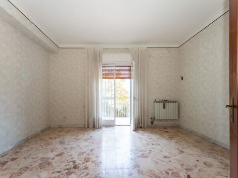 Via J. F. Kennedy, 23 - Sant'agata Li Battiati