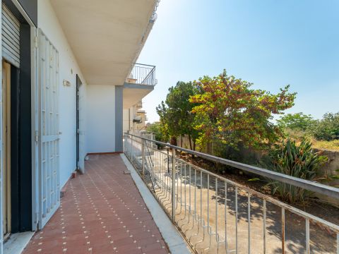 Via J. F. Kennedy, 23 - Sant'agata Li Battiati