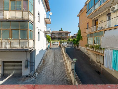 Via J. F. Kennedy, 23 - Sant'agata Li Battiati
