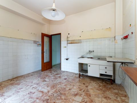 Via J. F. Kennedy, 23 - Sant'agata Li Battiati