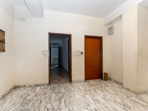 Via J. F. Kennedy, 23 - Sant'agata Li Battiati