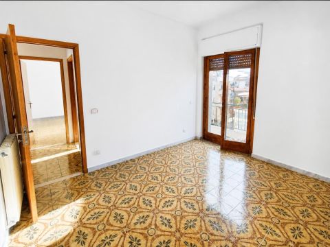 Via Lauro, 57 - Scalea