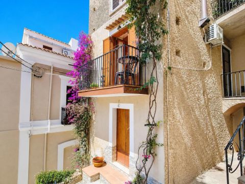 Via Amedeo Barletta, 3 - San Nicola Arcella