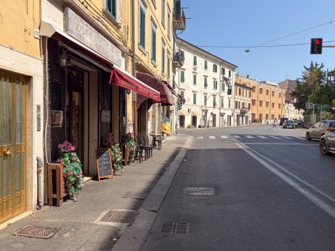 Via Giuseppe Garibaldi, 177 - Livorno
