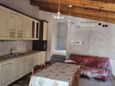 Via Cirillo, 42 - Mammola