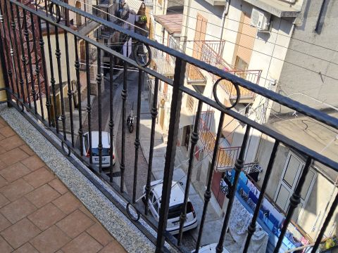 Via Cirillo, 42 - Mammola