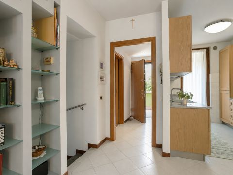 Via Fratelli Bonacina, 4 - Mozzo