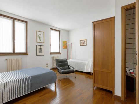 Via Fratelli Bonacina, 4 - Mozzo