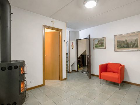 Via Fratelli Bonacina, 4 - Mozzo