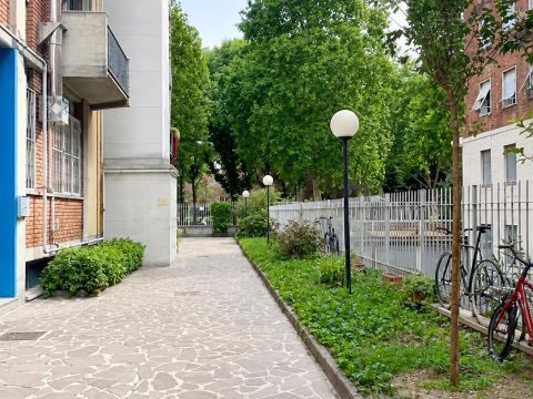 Via Mecenate, 12 - Milano