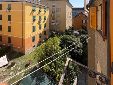 Piazza Cosma Clavarino, 3 - Genova