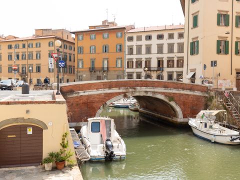 Scali del Ponte di Marmo, 12 - Livorno