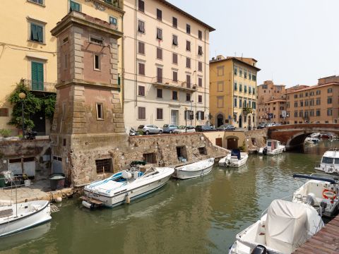Scali del Ponte di Marmo, 12 - Livorno