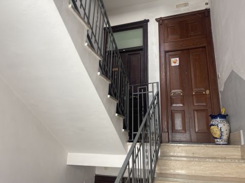 Via Fabrizio Pinto, 6 - Salerno