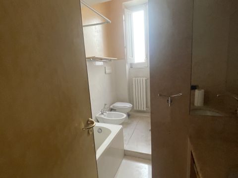 Via Fabrizio Pinto, 6 - Salerno