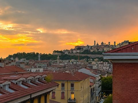 Via Vittore Ghislandi, 31 - Bergamo