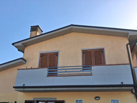 Frazione Isola Centipera - Genga