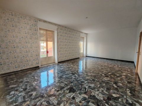 Viale Teocrito, 97 - Siracusa