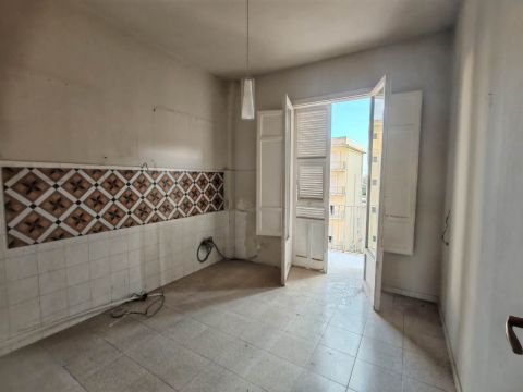 Viale Teocrito, 97 - Siracusa