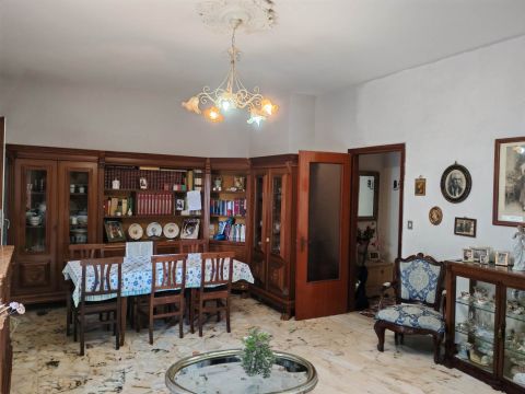Viale Polibio, 58 - Siracusa