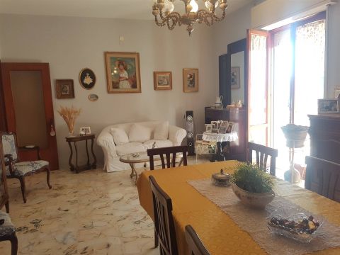 Viale Polibio, 58 - Siracusa