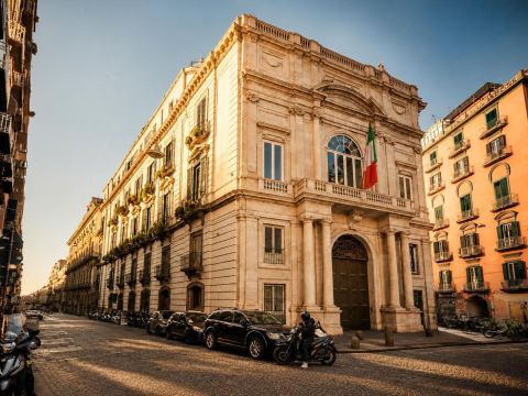 Piazza Sette Settembre - Napoli