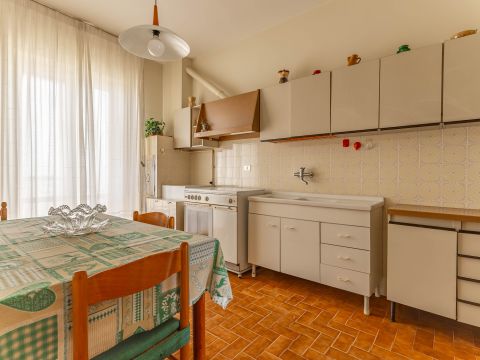 Via Giuseppe de Caro, 11 - Noci