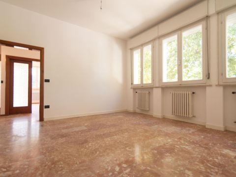 Viale Volturno, 111 - Cervia