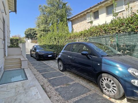 Via Serraglio, 56 - Pietrasanta