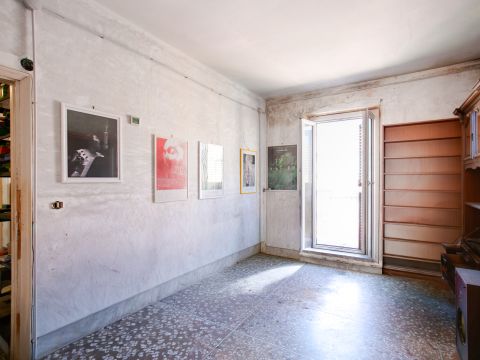 Via Francesco Caracciolo, 14 - Roma