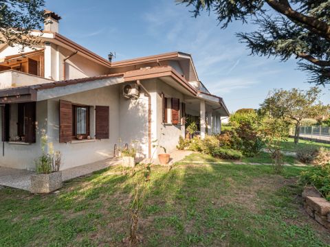 Via Miramonti, 5 - Torreglia
