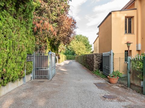 Via Rienza, 30 - Padova